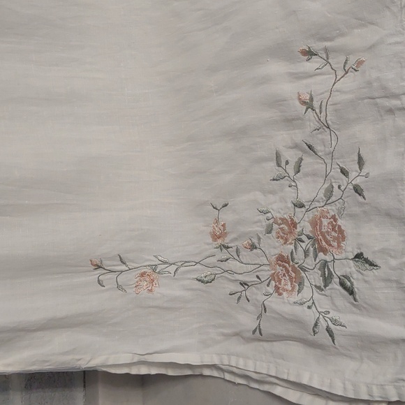 Dresses & Skirts - Women's Long White Maxi Dress with Beautiful Light Pink & Green Rose Embroidery